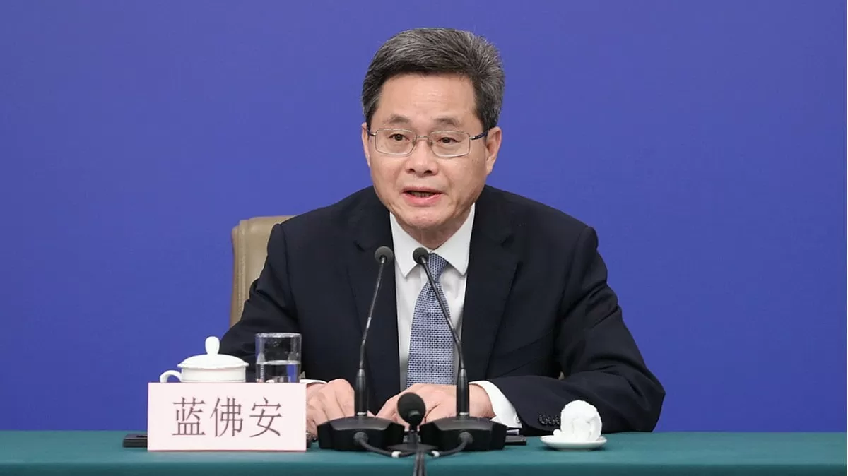 Trung Quốc thúc đẩy chính sách tài khóa chủ động, toàn diện Trung Quốc thúc đẩy chính sách tài khóa chủ động, toàn diện