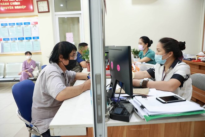 Số lượng biên chế cán bộ, công chức không phải lãnh đạo