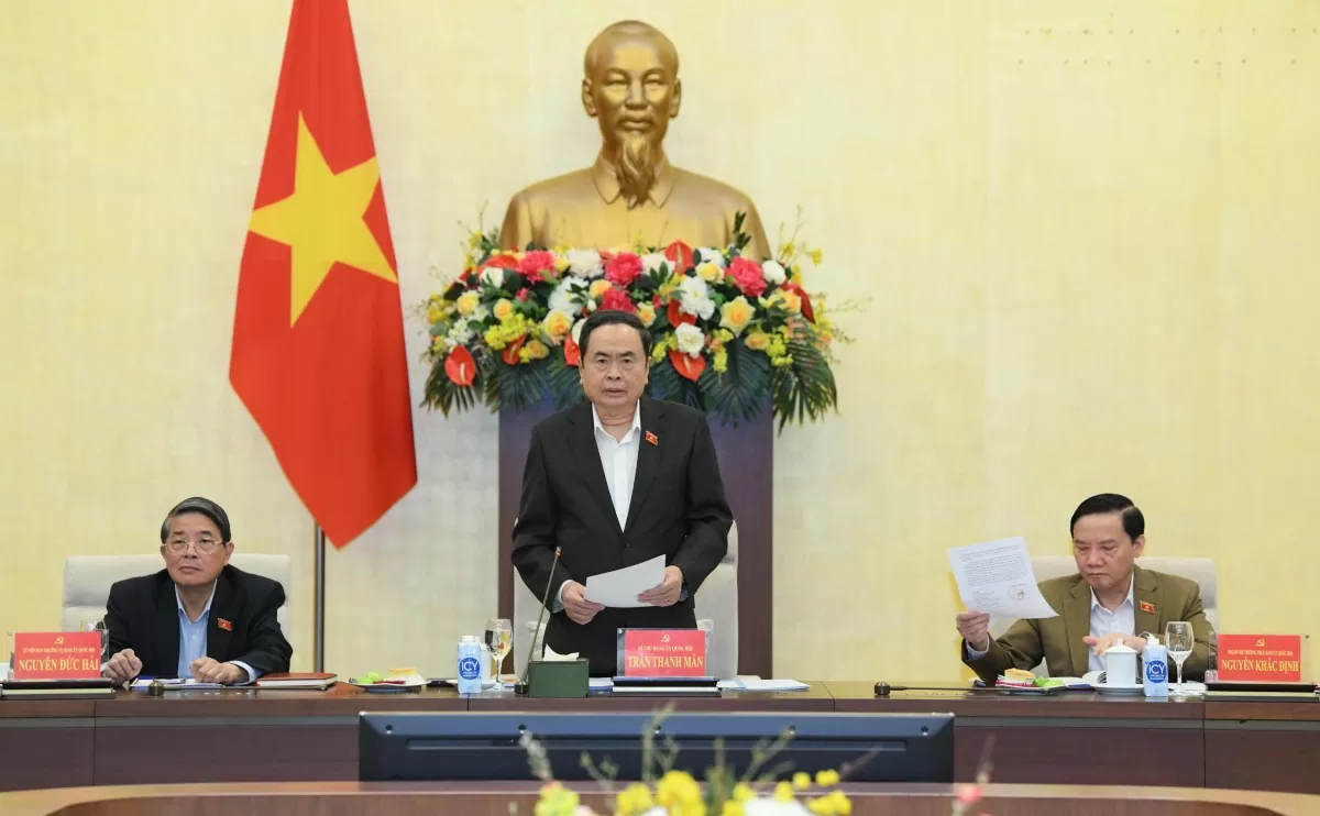 Chủ tịch Quốc hội Trần Thanh Mẫn chủ trì phiên họp thứ hai của Ban Thường vụ Đảng ủy Quốc hội về sửa đổi Hiến pháp. Ảnh Lâm Hiển