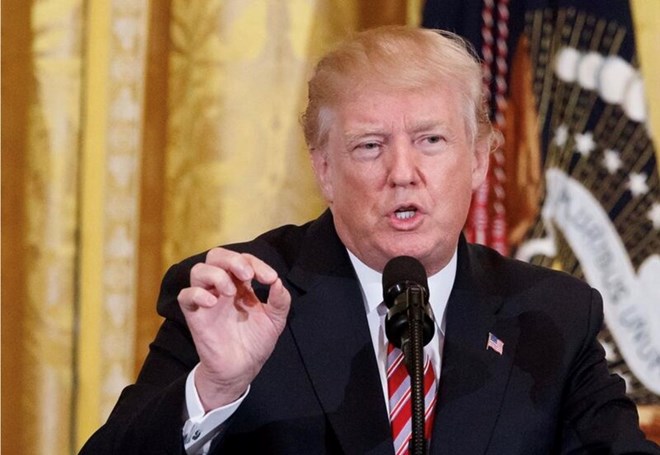 Tấn công Iran xong, ông Trump kêu gọi giữ giá dầu thấp