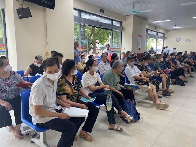 Cấp thuốc dài ngày cho bệnh mạn tính còn nỗi lo