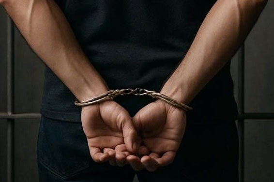 Bắt tạm giam Phó Giám đốc Trung tâm Y tế ở Đắk Lắk vì nhận hối lộ