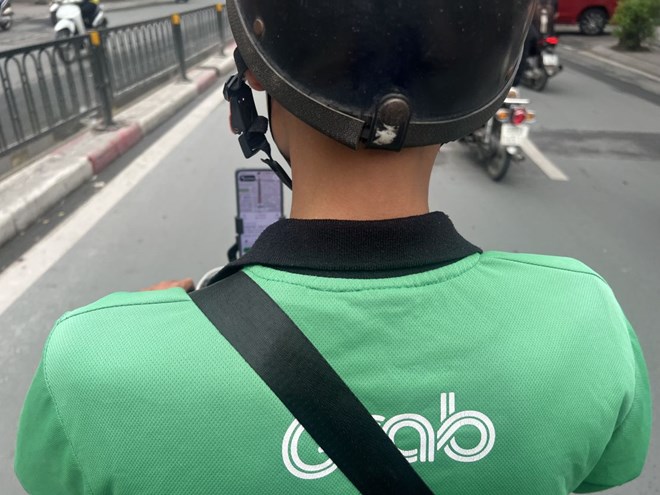 Người lao động tính đường chuyển đổi để thích ứng