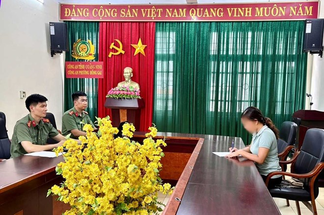 Xử lý người phụ nữ đưa tin sai lệch về vụ lật tàu du lịch ở Quảng Ninh
