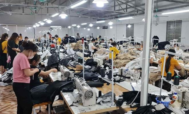 Người lao động mong giảm ngày làm việc thay vì giảm giờ làm