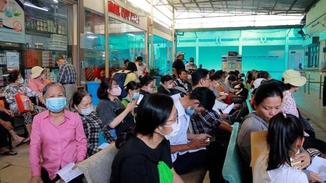 Nhiều bệnh viện tại TPHCM mòn mỏi chờ thanh toán hàng chục tỉ đồng BHYT