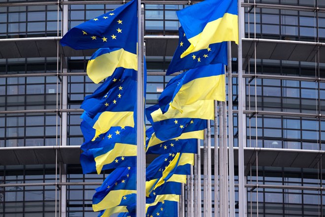 Kế hoạch viện trợ quân sự Ukraina của EU có nguy cơ bị chặn