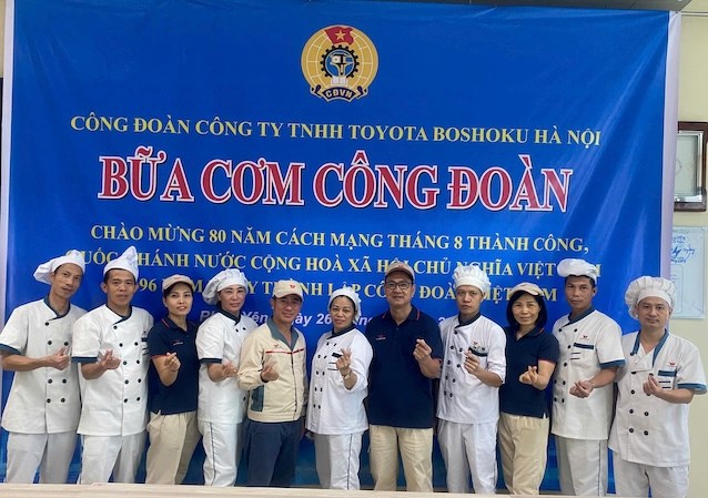 Tổ chức nhiều hoạt động thiết thực cho đoàn viên, người lao động