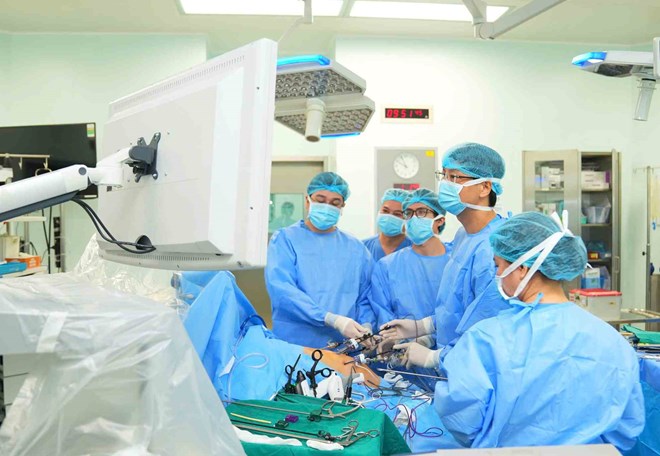 Nguyên tắc và cách tính phụ cấp ưu đãi nghề cho nhân viên y tế công lập