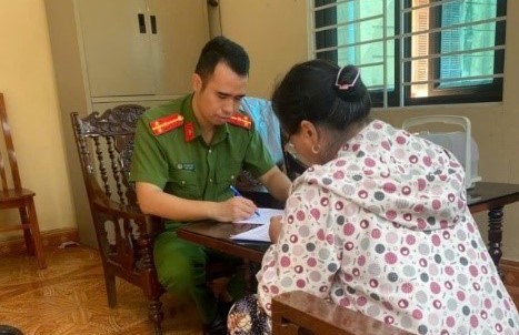 Người phụ nữ ở Hưng Yên chia sẻ video dàn dựng bằng AI bị xử lý nghiêm