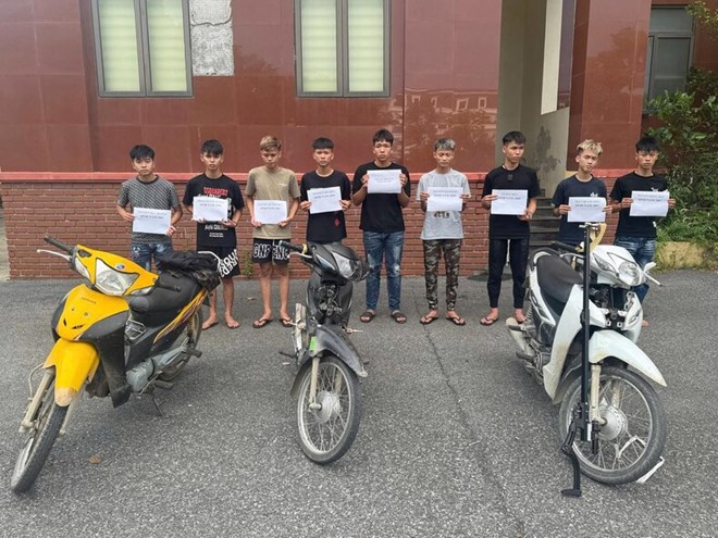 Khởi tố 9 thanh, thiếu niên ở Phú Thọ lạng lách gây tai nạn khiến 3 người thương vong