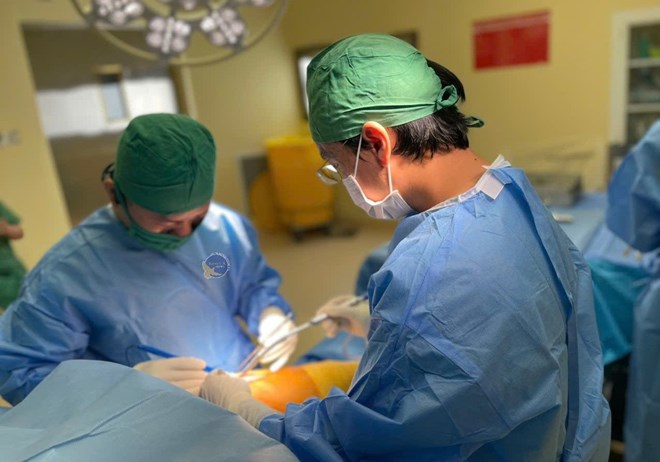 Nhiều người trẻ bị hoại tử chỏm xương đùi nặng