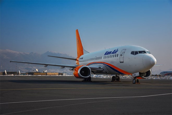 Bé trai thoát chết ngoạn mục khi vượt 1.000km trong càng đáp máy bay