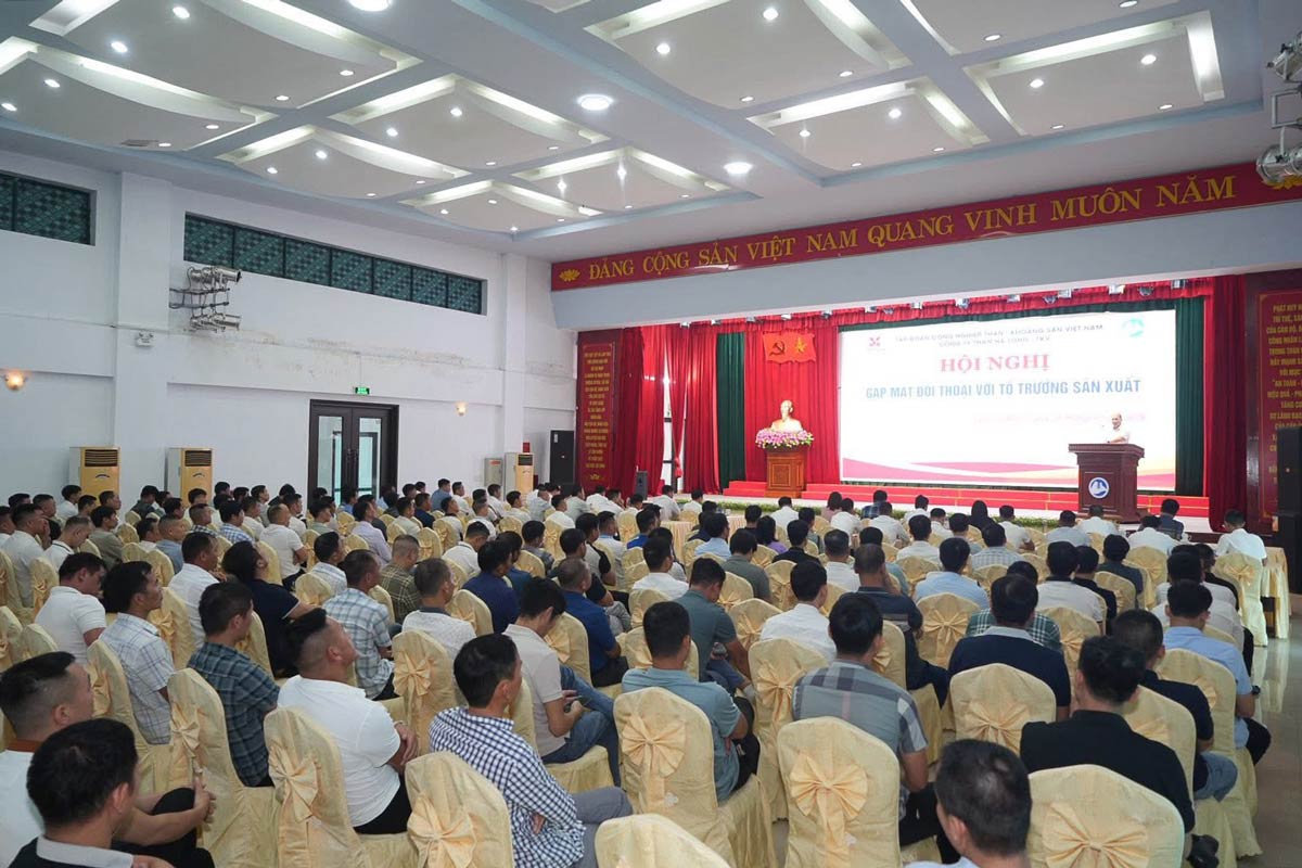Quang cảnh hội ghị. Ảnh: Công ty Than Hạ Long