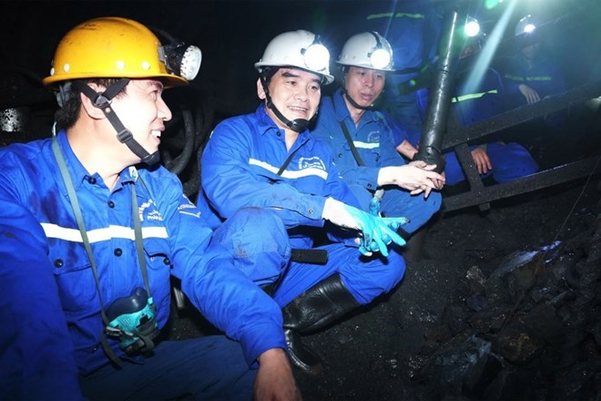 Trong 3 tháng cán bộ, người lao động ngành TKV đã có 807 đề tài, sáng kiến