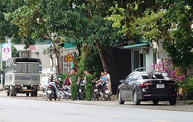 Khám xét khẩn cấp nhà riêng của facebooker chuyên kêu gọi từ thiện tại Điện Biên