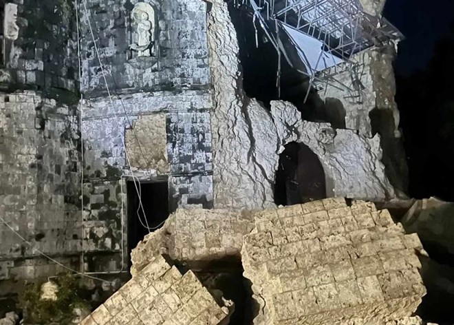 Bão số 10 vừa tan, động đất lại ập tới Philippines, hàng chục người thiệt mạng