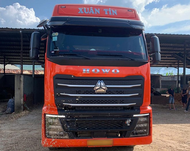 Tạm giữ tài xế xe đầu kéo bỏ trốn sau tai nạn chết người ở Gia Lai