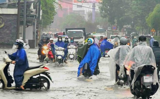 Cảnh báo 5 tỉnh thành có mưa to, thời tiết nguy hiểm trong 6 giờ tới