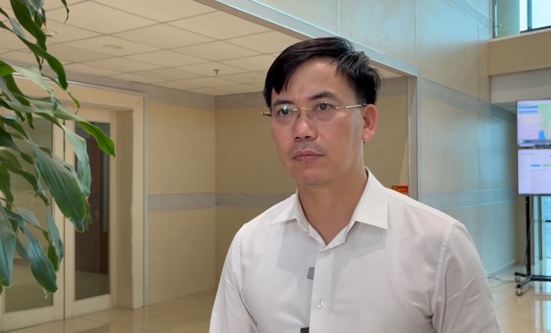 Ông Nguyễn Văn Hưởng - Trưởng phòng Dự báo Thời tiết, Trung tâm Dự báo Khí tượng Thủy văn Quốc gia cảnh báo nguy cơ mưa cường suất lớn ở khu vực Quảng Trị đến Quảng Ngãi. Ảnh: An An