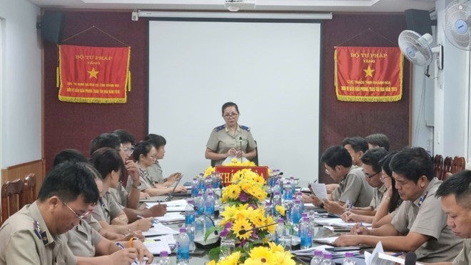 Nghiêm cấm lợi dụng quyền hạn để sách nhiễu trong kiểm tra thi hành án dân sự