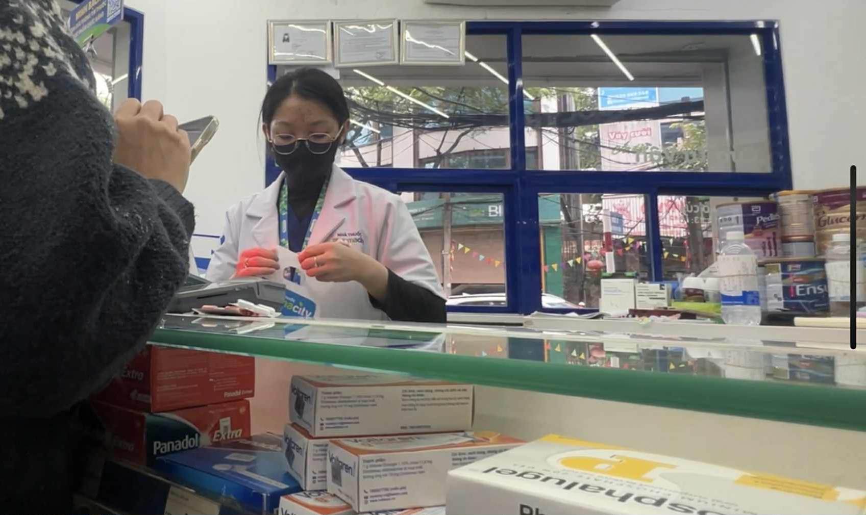 Dễ dàng mua thuốc kháng sinh - thuốc kê đơn tại nhà thuốc Pharmacity. Ảnh: Đinh Hiệp