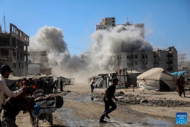 Israel lại không kích Gaza, lệnh ngừng bắn lung lay