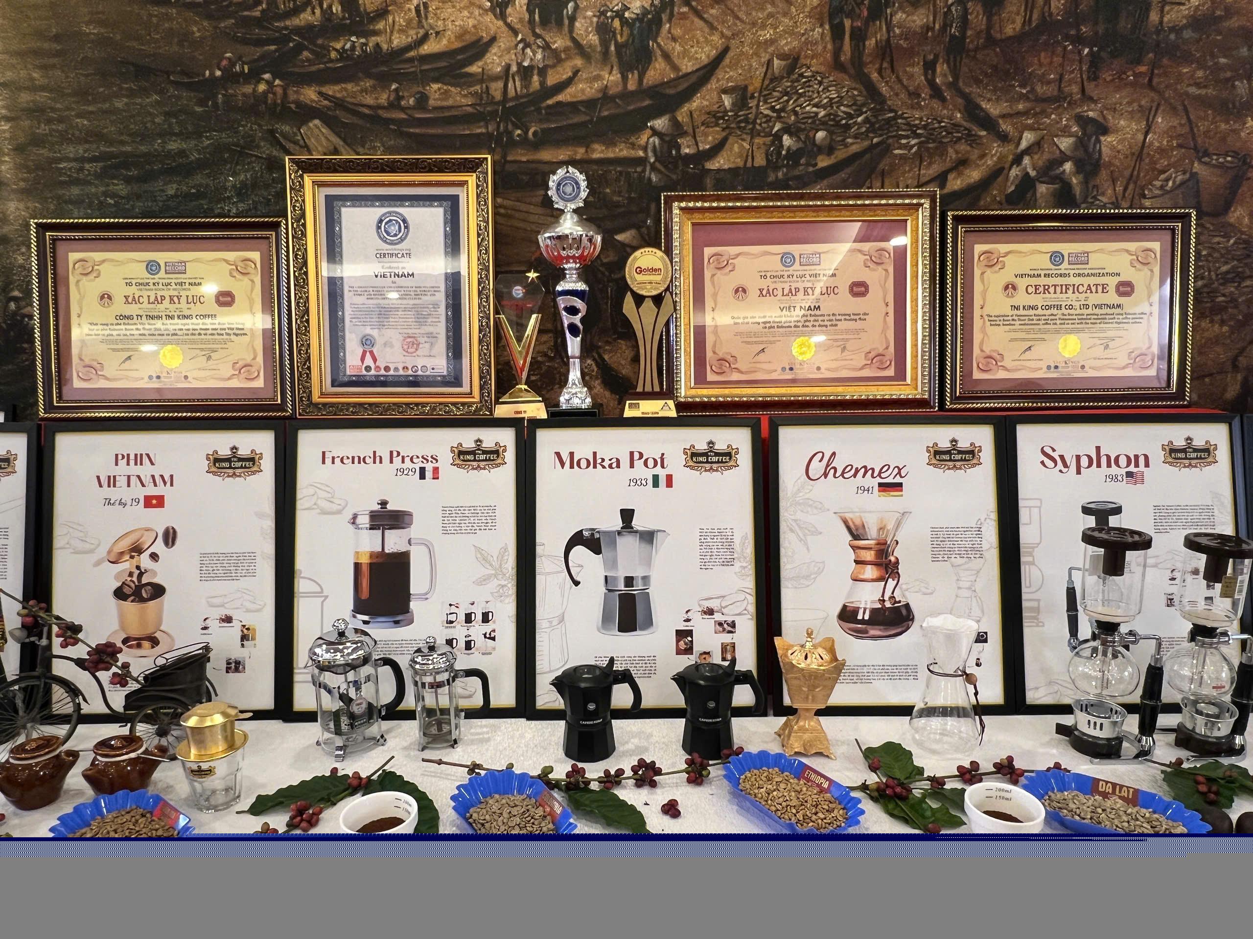 Bộ sản phẩm King Coffee Wholebean. Ảnh: Thanh Thảo