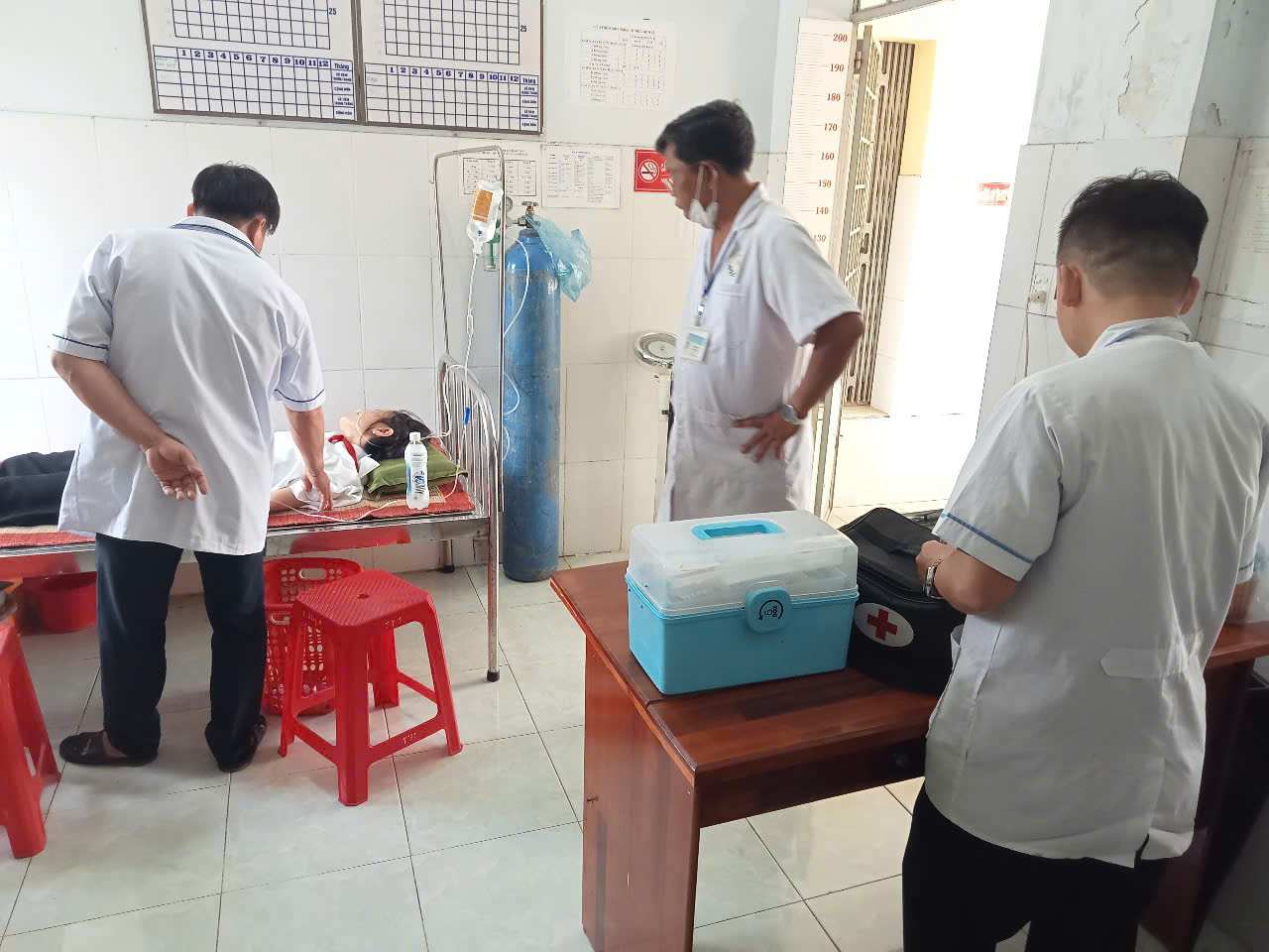 Việc chăm sóc sức khỏe cho trẻ em đang tuổi đi học có ý nghĩa rất quan trọng. Ảnh: Bảo Lâm