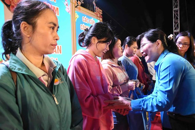 Tập trung quan tâm chăm lo Tết Bính Ngọ năm 2026 cho đoàn viên, người lao động khó khăn