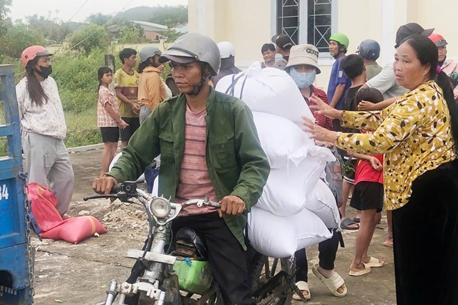 Gia Lai xuất cấp 1.000 tấn gạo cứu trợ khẩn cấp cho 22.000 dân vùng lũ