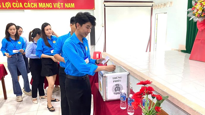 Công đoàn phối hợp tạo việc làm cho người lao động, thu nhập lên tới 10,5 triệu đồng/tháng