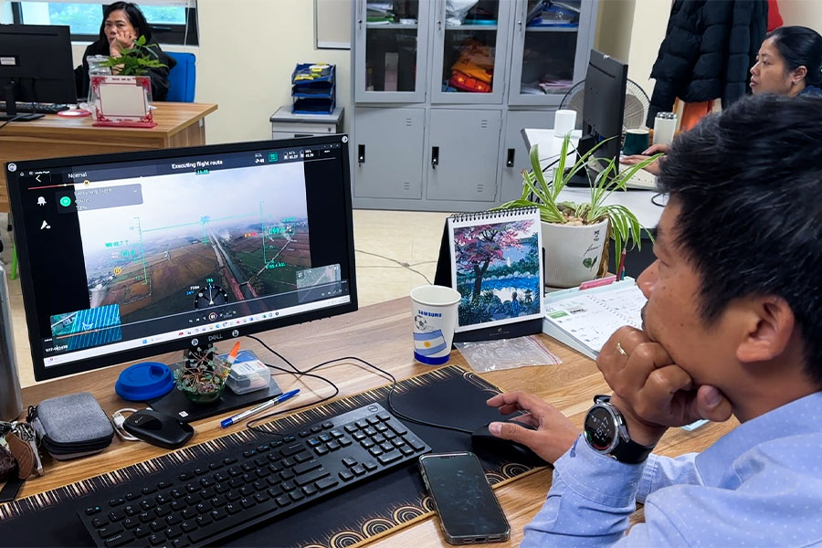 Thiết bị UAV cho hình ảnh chi tiết tại hiện trường giúp xác định rất chính xác vị trí, thời điểm phát sinh ô nhiễm. Ảnh: Phương Anh