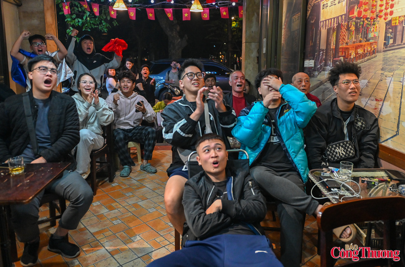 Một trận đấu quá nhiều cảm xúc với người hâm mộ. Từ cảm xúc tiếc nuối, lo lắng...