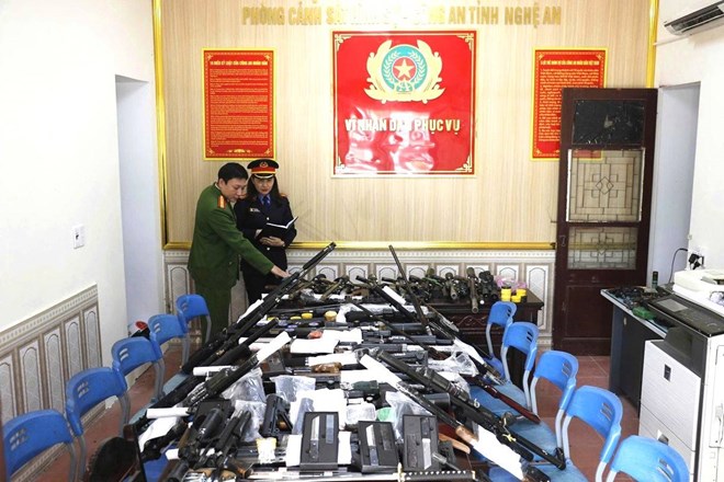 Công an Nghệ An phá chuyên án vũ khí quân dụng lớn, bắt 42 đối tượng