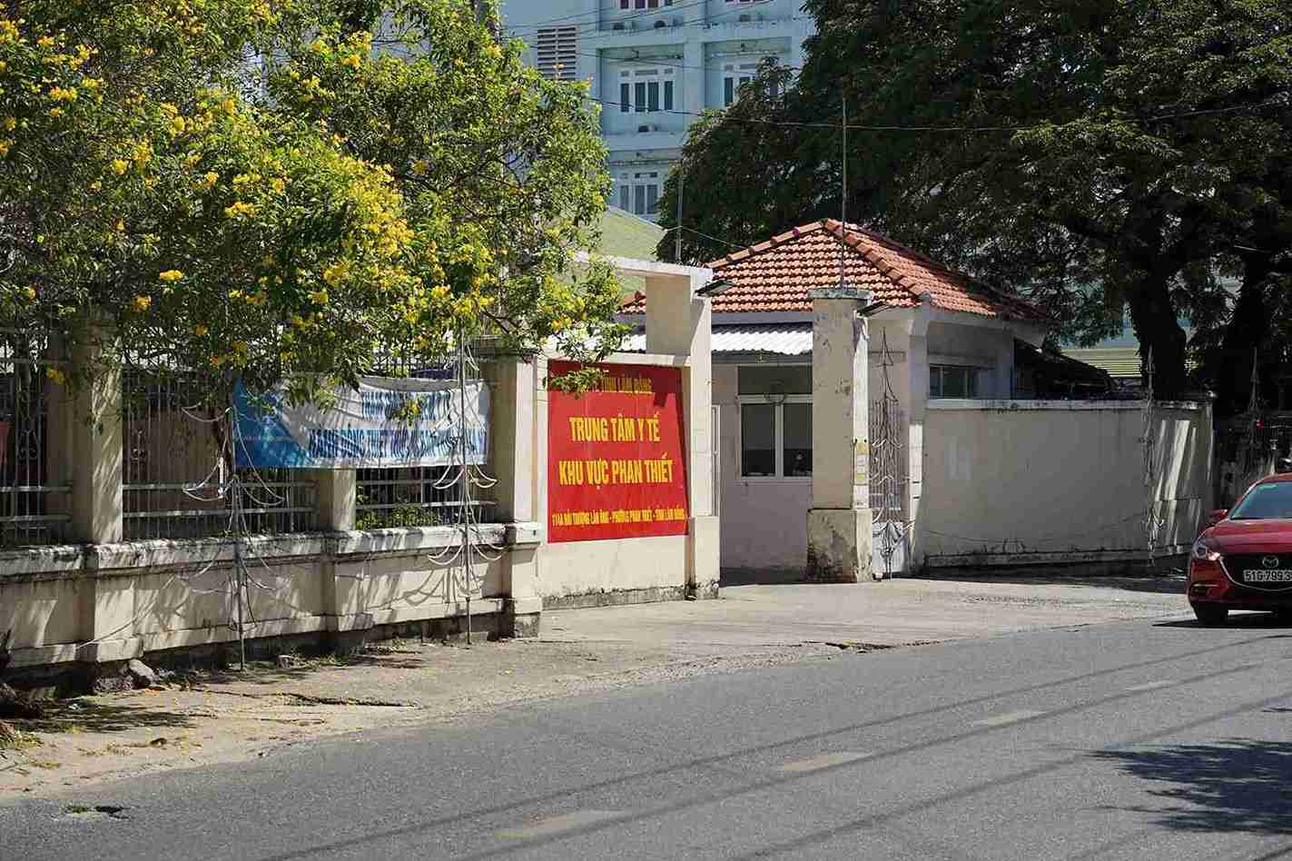 Trung tâm Y tế khu vực Phan Thiết (Bình Thuận cũ) đang nợ công hơn 55,1 tỉ đồng. Ảnh: Hải Đường