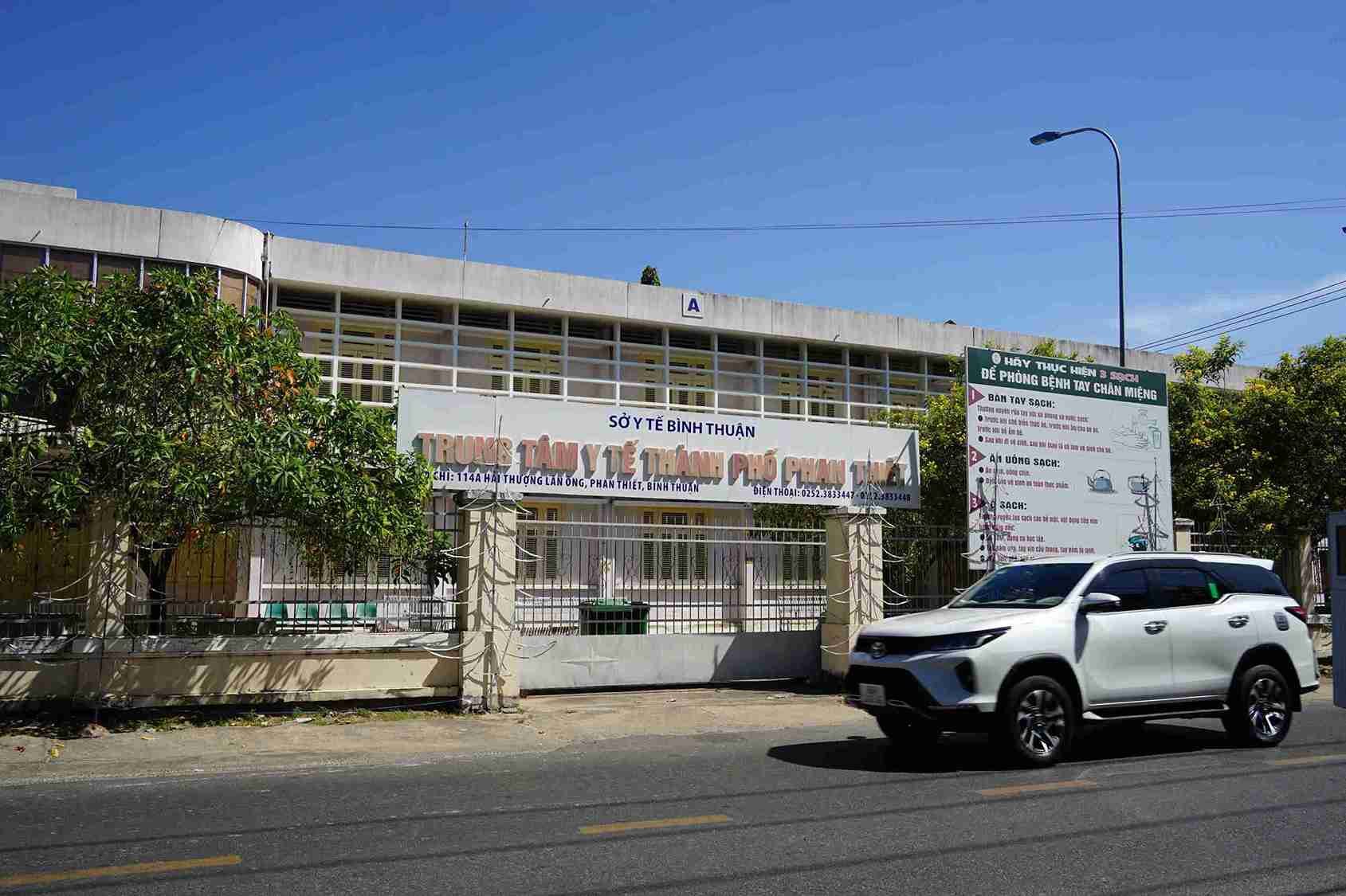 Bệnh viện Đa khoa Bình Thuận nợ hơn 14,9 tỉ đồng tiền lương nhân viên. Ảnh: Hải Đường