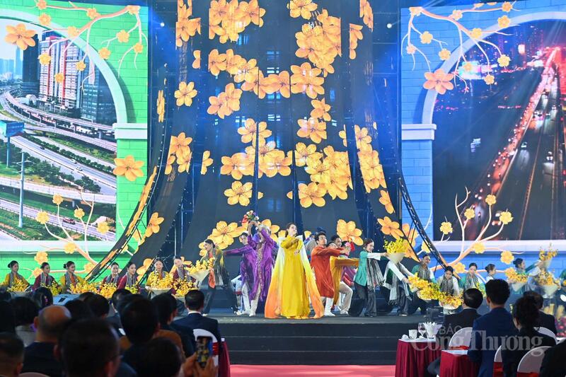 Chùm ảnh: Tưng bừng khai mạc Hội chợ Mùa Xuân  - 17