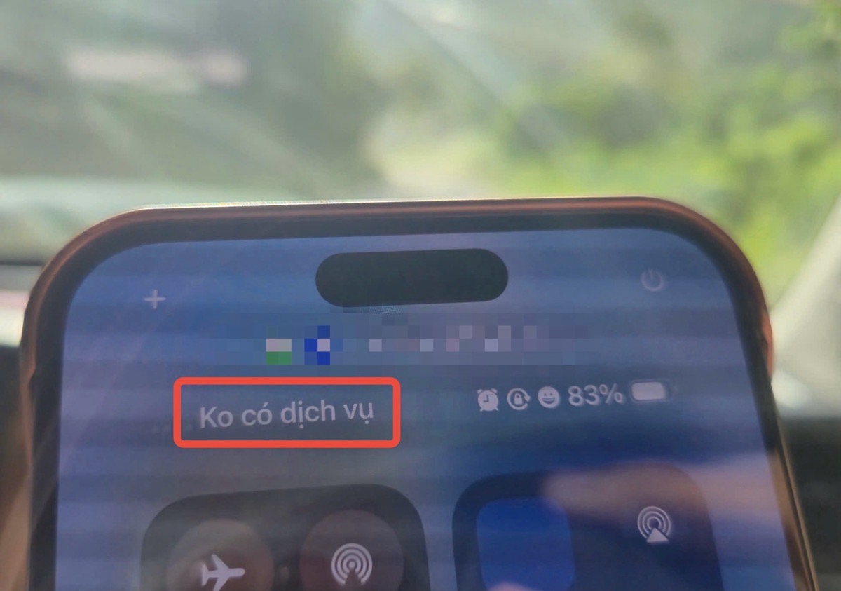 Mất sóng khi đi trên đèo Đại Ninh. Ảnh: Duy Tuấn