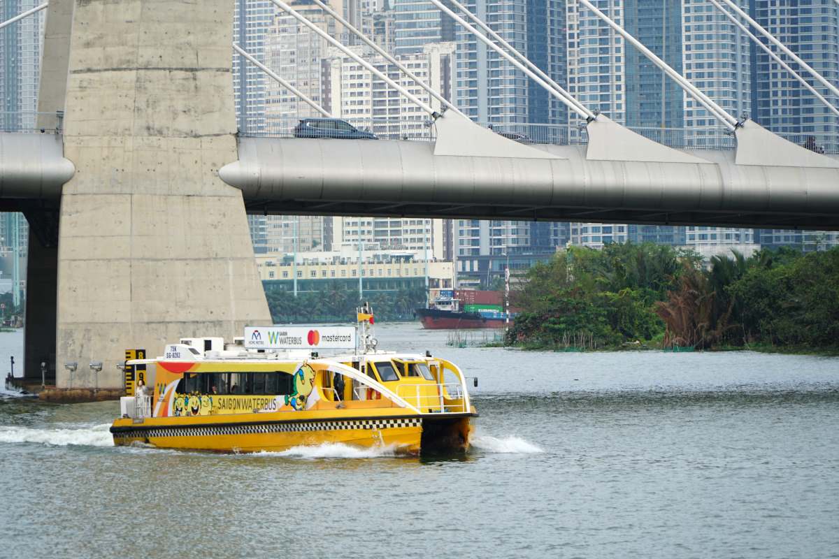 Sản phẩm du lịch đường sông đang được ngành du lịch thành phố đẩy mạnh để thu hút du khách. Ảnh: Thanh Chân