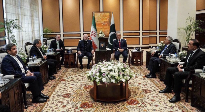 Phái đoàn Iran gặp Thủ tướng Pakistan ngày 11/4. Ảnh: Tasnim