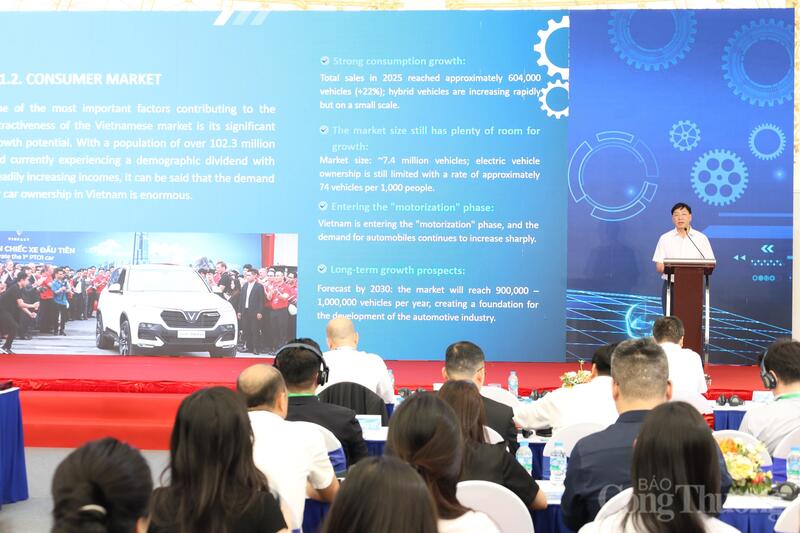 Tiến sĩ Nguyễn Quang Tuyển, đại diện Viện Nghiên cứu Chiến lược, Chính sách Công Thương