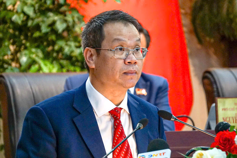 Tân Chủ tịch UBND TP. Đà Nẵng Nguyễn Mạnh Hùng phát biểu nhận nhiệm vụ. Ảnh: Bình An