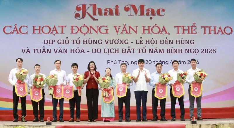 Khai mạc các hoạt động thể dục, thể thao và trò chơi dân gian truyền thống. Ảnh: CTV