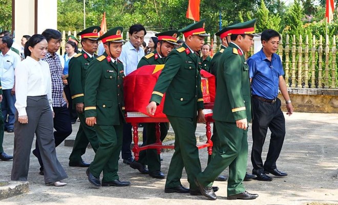 Truy điệu, an táng hài cốt liệt sĩ được tìm thấy trong hầm chiến đấu ở đồi Fulo
