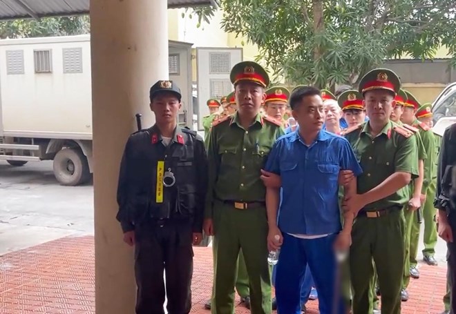 Nguồn gốc 40 bánh heroin trong vụ án ma túy Bùi Đình Khánh và đồng phạm