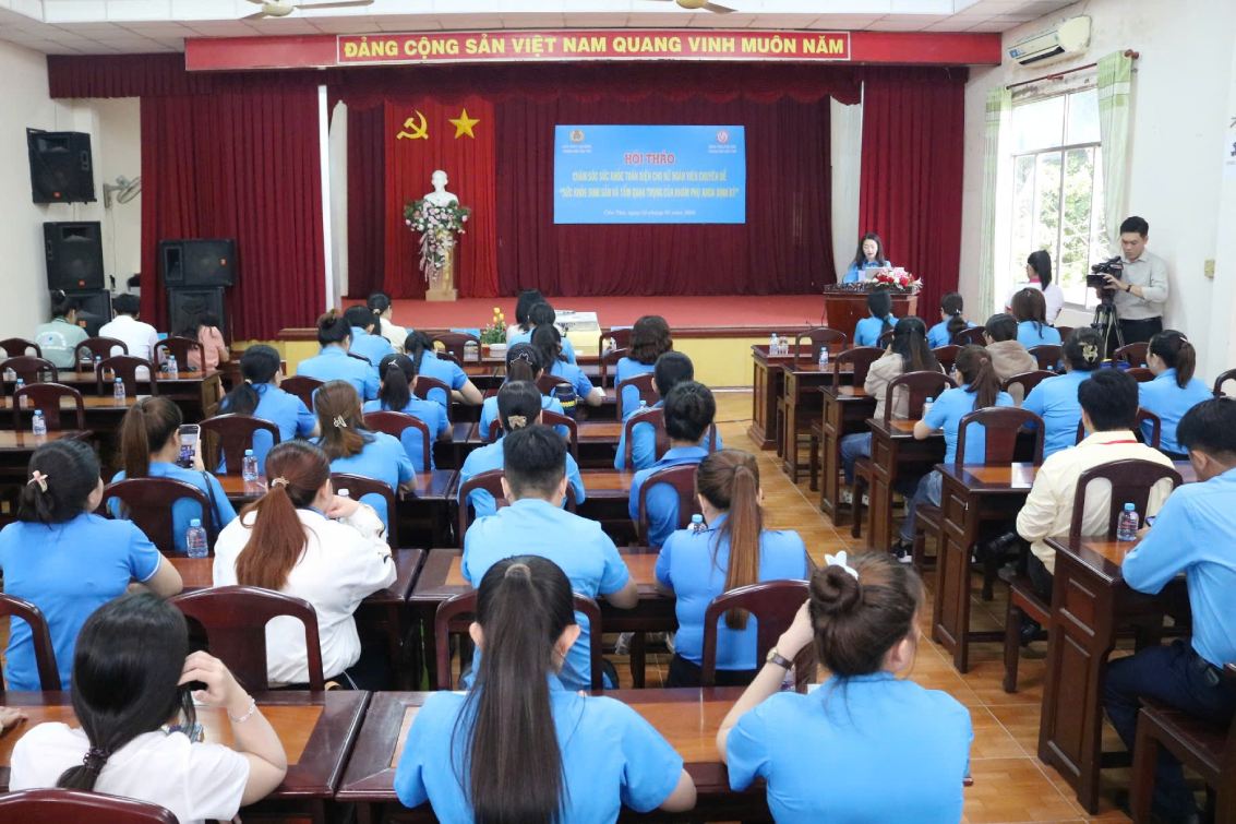 Quang cảnh hội thảo. Ảnh: Tạ Quang