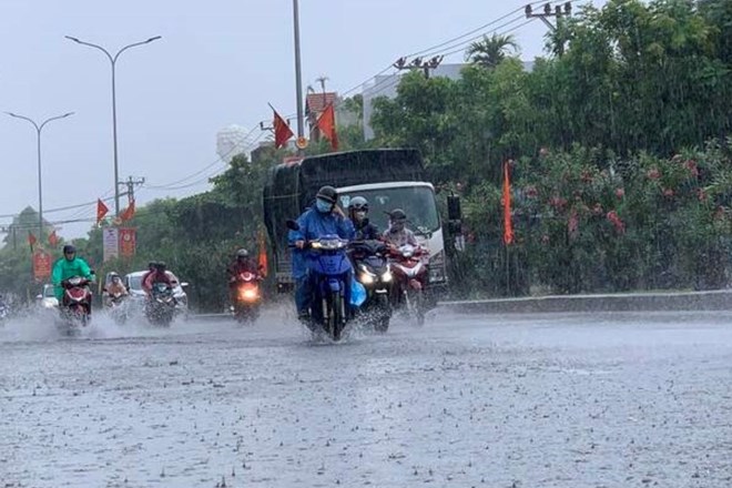 Cảnh báo các tỉnh thành mưa dông hôm nay, có nơi mưa to trên 100mm