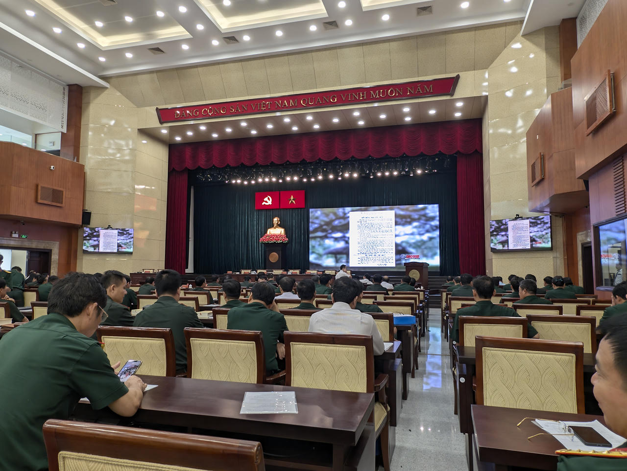 Hội thảo khoa học về hai Lời kêu gọi của Chủ tịch Hồ Chí Minh