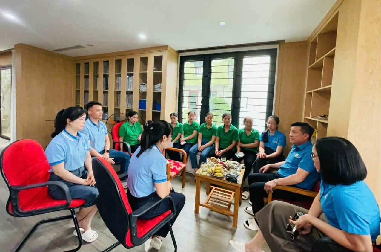 Công tác chăm lo, bảo vệ quyền, lợi ích của đoàn viên được triển khai đa dạng. Ảnh: Kim Tuyến